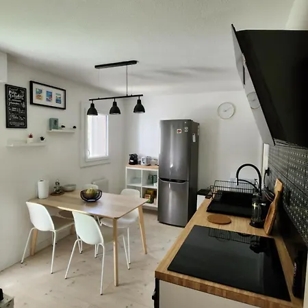 Cosy Apartment, Proximite A Pied Apartment *